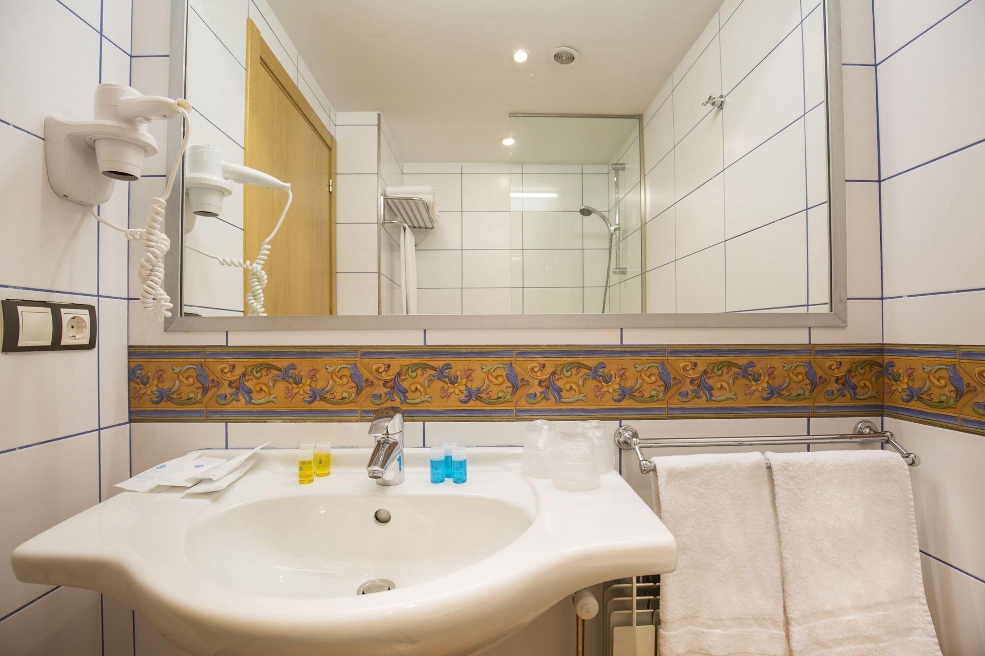 Hotel Catalunya Ski Пас-де-ла-Каса Экстерьер фото